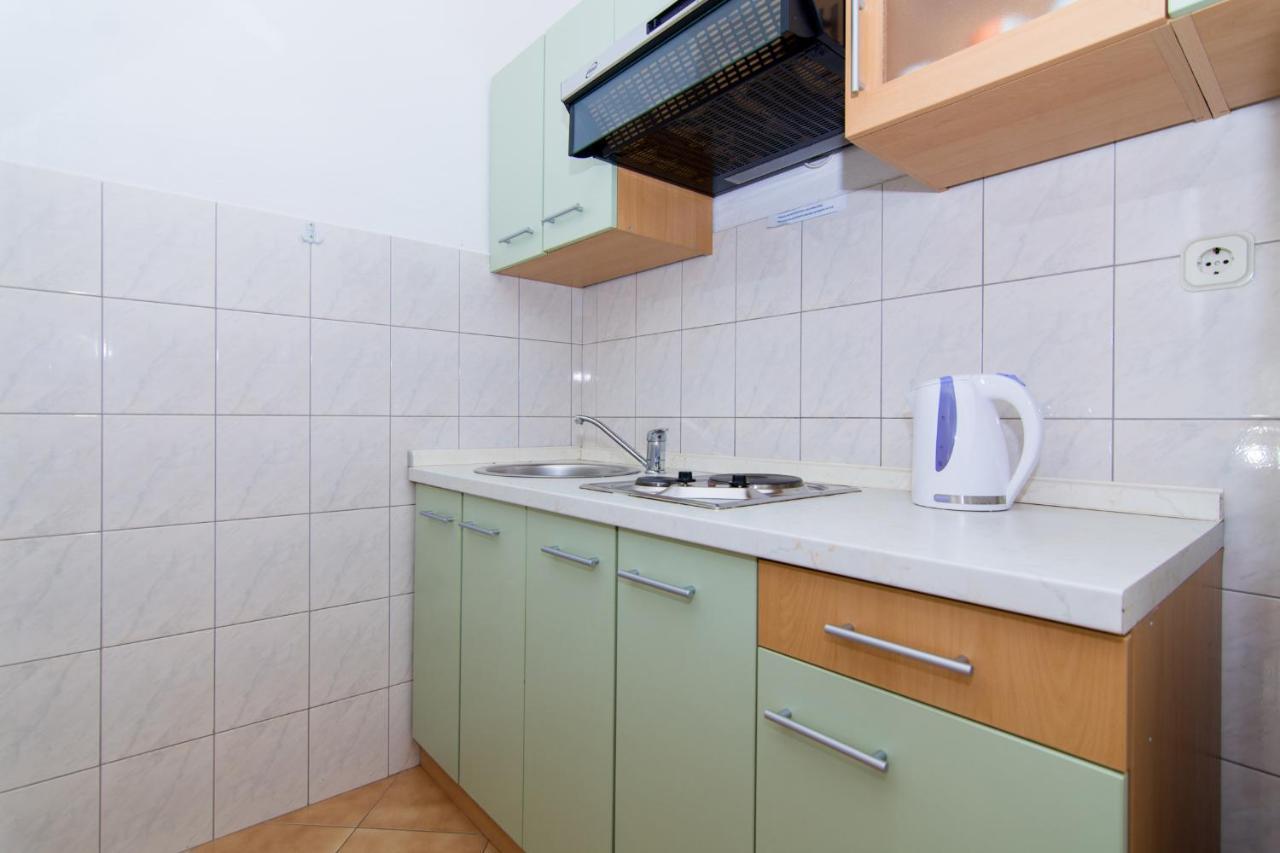 Holidays Apartments Slanada With Terrace And Sea View, Near The Beach & Town Trogir, Free Parking, Quiet Place On Peninsula Ciovo Exteriér fotografie